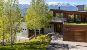 Pacaso vs Buying a Vacation Home